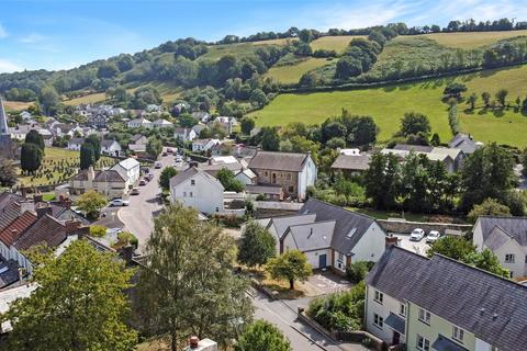 4 Barnstaple Hill, Swimbridge, Barnstaple, EX32 0PQ