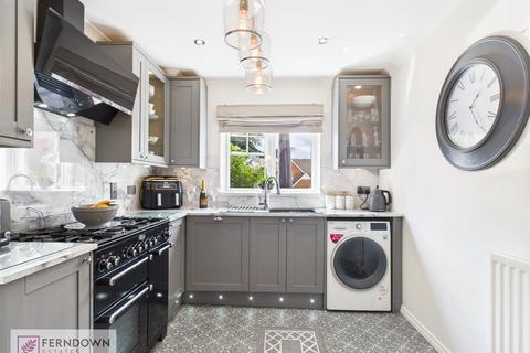 3 bedroom detached house for sale, Ludworth Avenue, Marston Green, Birmingham, B37