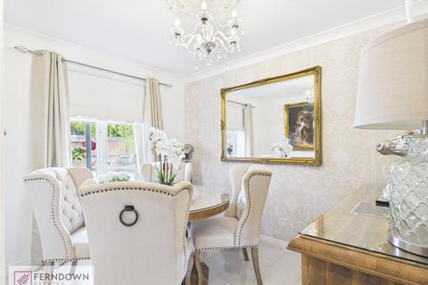 3 bedroom detached house for sale, Ludworth Avenue, Marston Green, Birmingham, B37