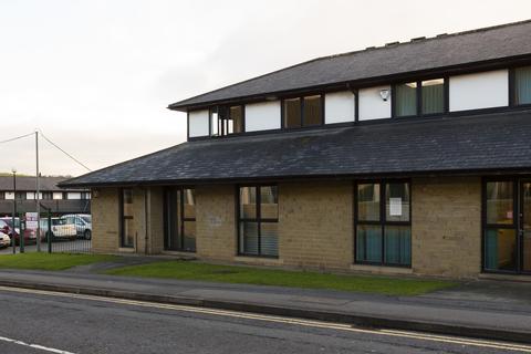 Office to rent, Parkview Ct Shipley BD18 3DZ