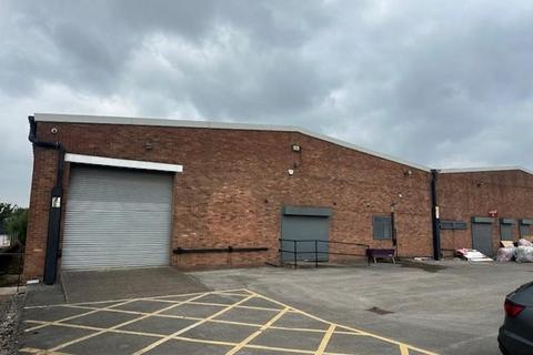 Distribution warehouse to rent, 659 Eccles New Rd Salford M50 1AY