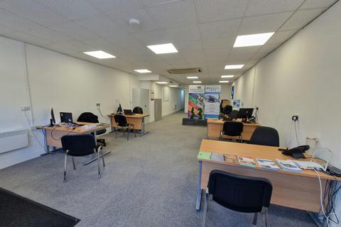 Retail property (high street) for sale, 98 West St Fareham PO16 0EP