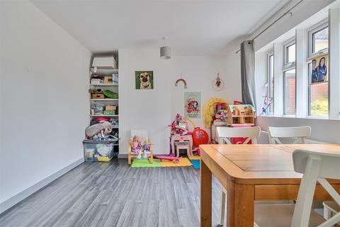 3 bedroom terraced house for sale, Forty Acres Road, Devizes