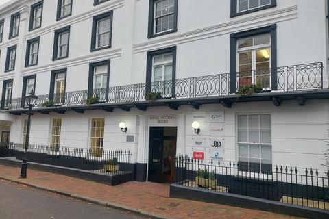 Office to rent, The Pantiles Tunbridge Wells TN2 5TE