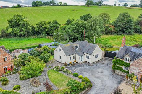 4 bedroom detached house for sale, Main Road, Ashbourne DE6