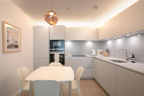 1 bedroom flat for sale, Tileman House, 133 Upper Richmond Road, Putney