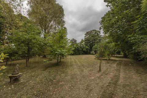 undefined, Compton Green Redmarley Gloucester, Gloucestershire, GL19 3JB
