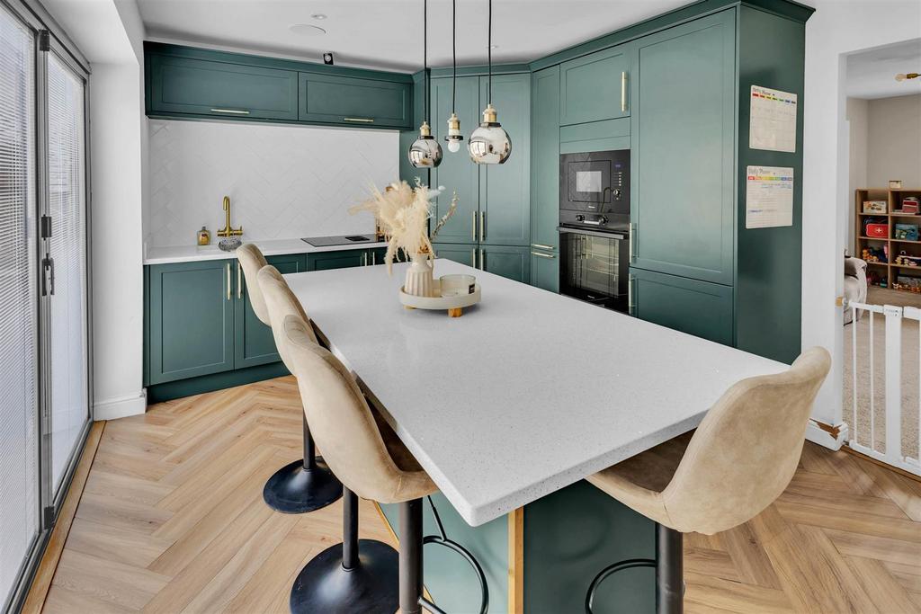Dining Kitchen