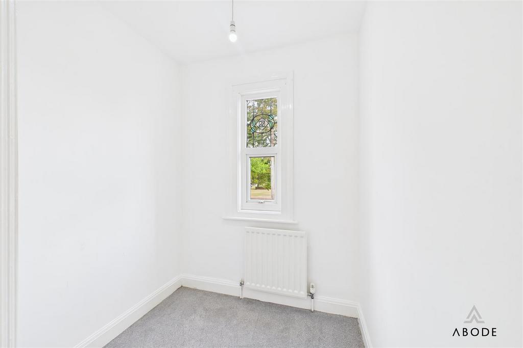 CAM02696 G0-PR0677-STILL030.jpg