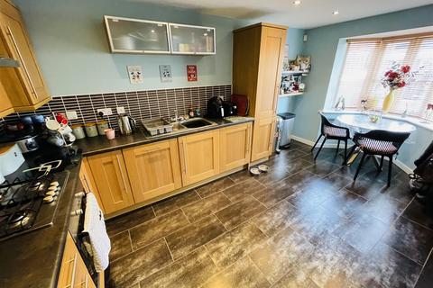 undefined, Hayes Road, Hartshill, Nuneaton
