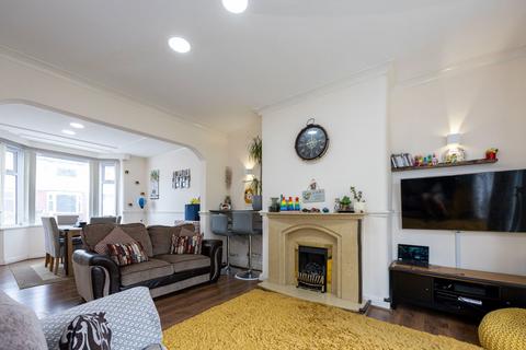 3 bedroom semi-detached house for sale, Waverley Avenue, Trafford M32