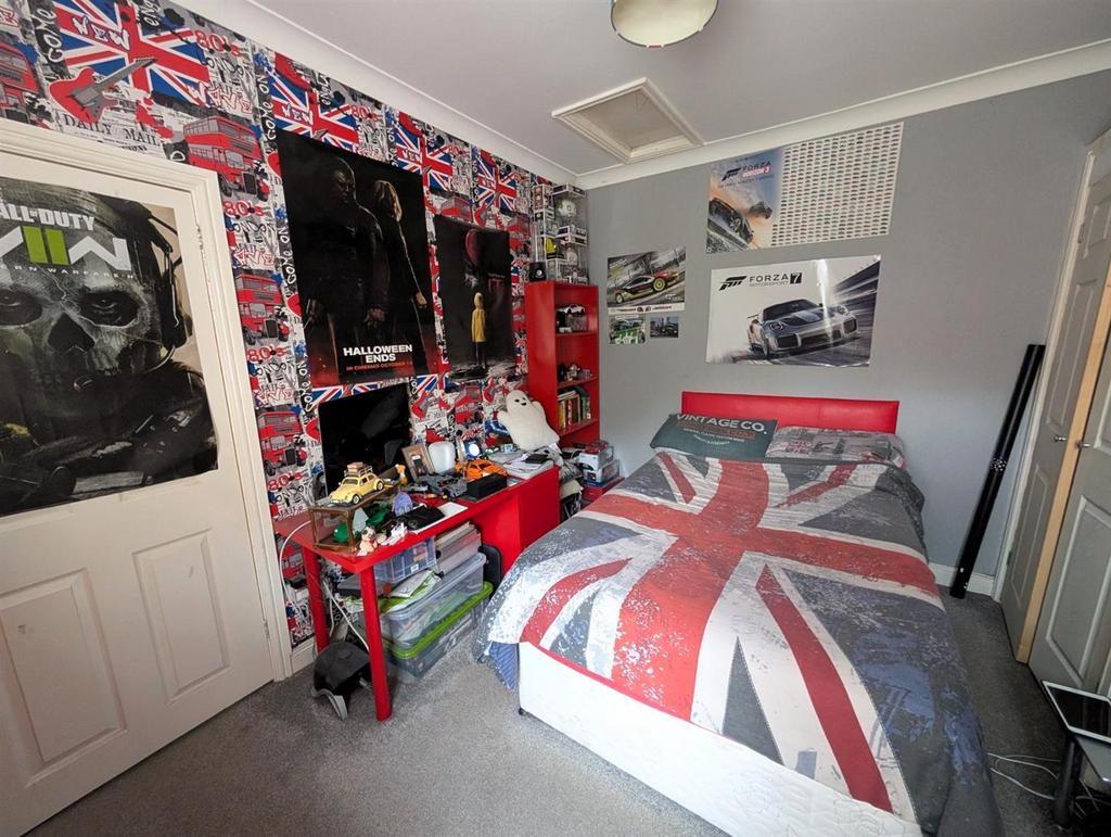 Bedroom 2.jpg