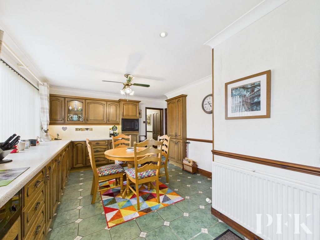 Kitchen/Dining