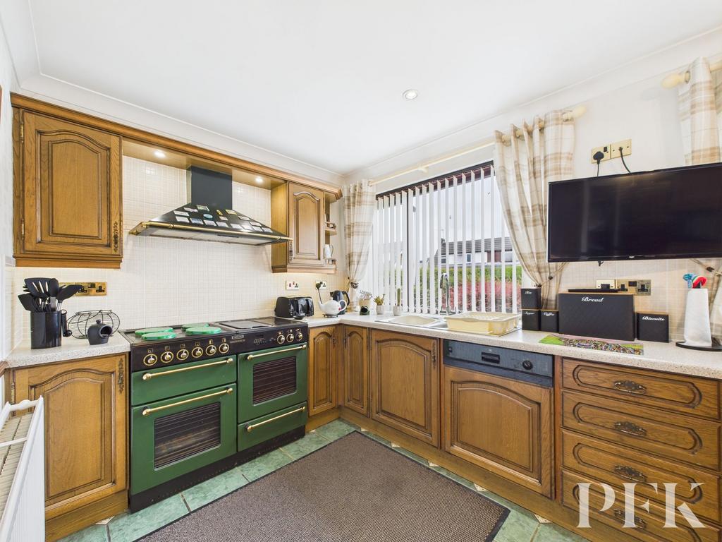 Kitchen/Dining