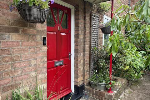 11 Arkwright Road, Birmingham, B32 1LR