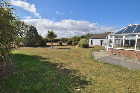 undefined, New Lane, New Milton, Hampshire. BH25 5TD