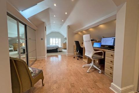 2 bedroom duplex for sale, Scholars Walk, Stoneygate, Leicester