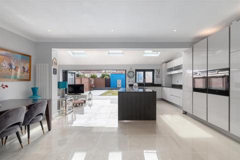 undefined, Northway, Cannon Hill SM4