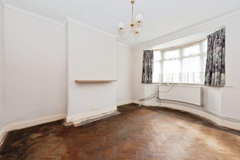3 bedroom semi-detached house for sale, Kneller Gardens, Isleworth TW7