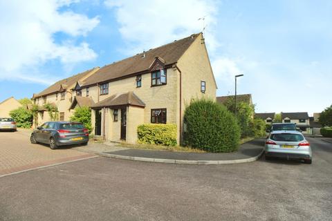 3 bedroom end of terrace house for sale, Michaels Mead, Cirencester, GL7