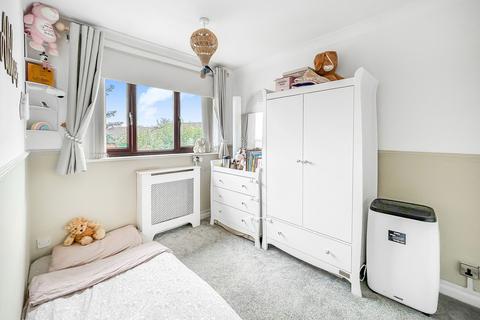 40 Deanscroft Way, Stoke-on-trent, ST3 5XW