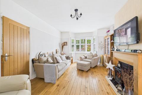 6 Westleigh Avenue, Coulsdon, CR5 3AA