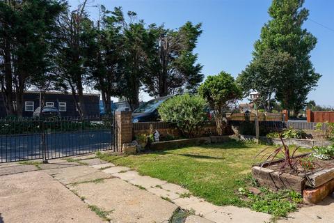 undefined, Egroms Lane, Withernsea