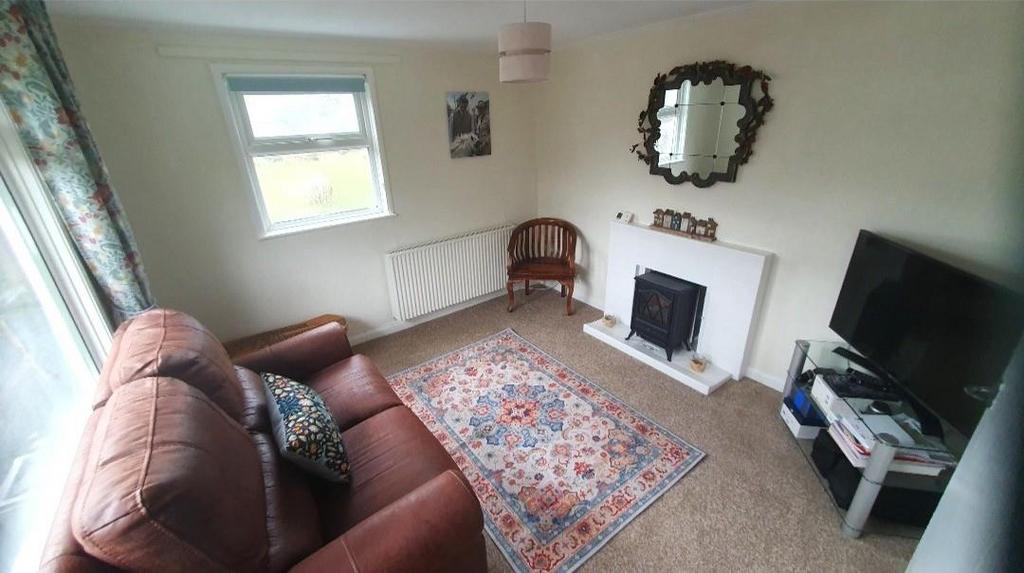 Living room pic.jpg