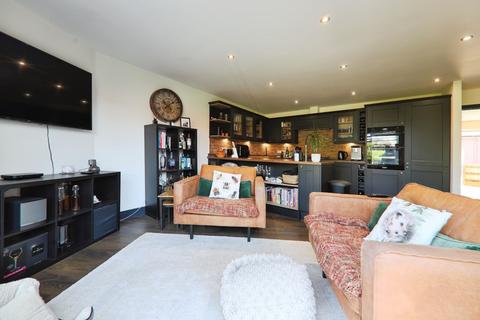 4 bedroom detached house for sale, Marsh Lane, Barton-Upon-Humber, DN18 5HF