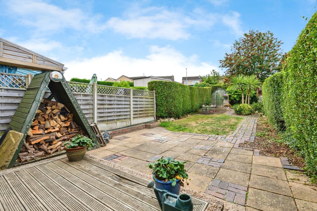 Pbox-garden-326971.jpg