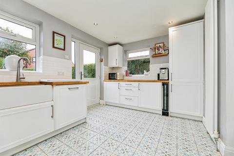 120 Brook Hill, Thorpe Hesley, Rotherham, S61 2PZ