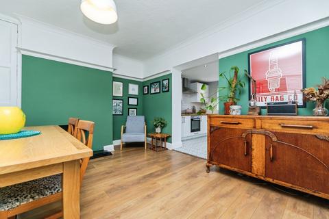 120 Brook Hill, Thorpe Hesley, Rotherham, S61 2PZ