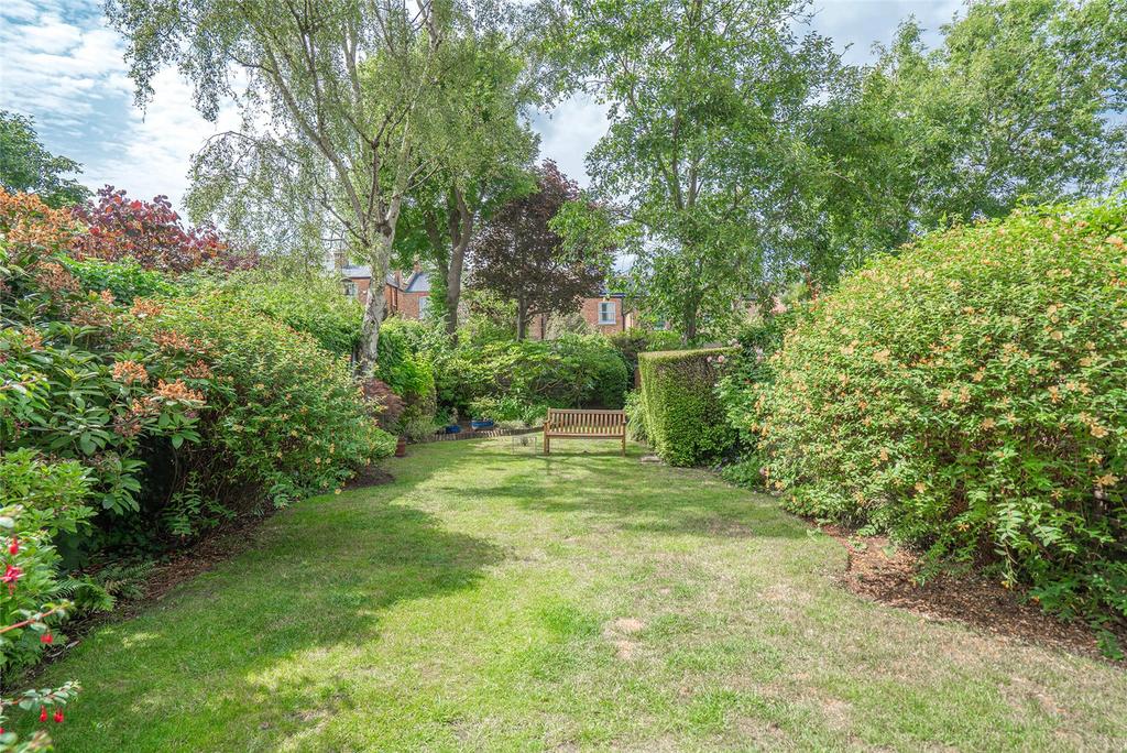 Garden G