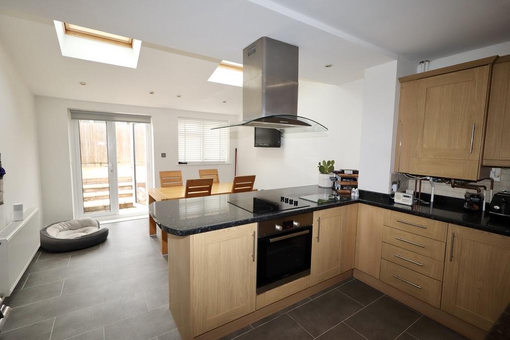 Kitchen dining room