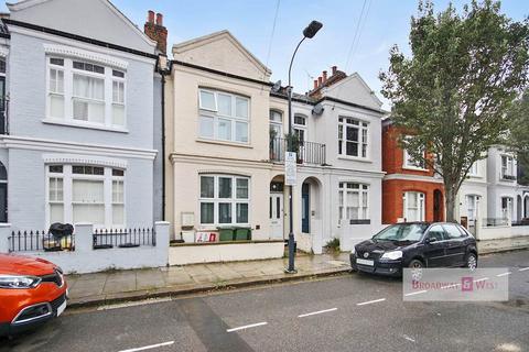 Ground Floor Flat, 49 Fabian Road, London, SW6