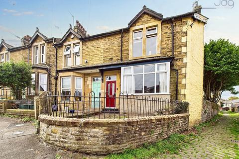 Cavendish Street, Lancaster | Generous living inside and out!