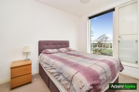 2 bedroom apartment for sale, Quayle Crescent, London N20