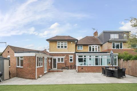 4 bedroom house for sale, Morley Crescent, Edgware, HA8