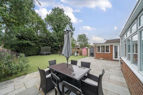 4 bedroom house for sale, Morley Crescent, Edgware, HA8
