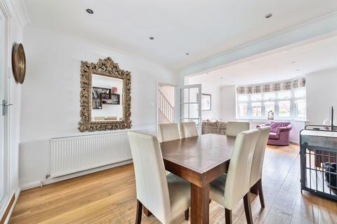 4 bedroom house for sale, Morley Crescent, Edgware, HA8