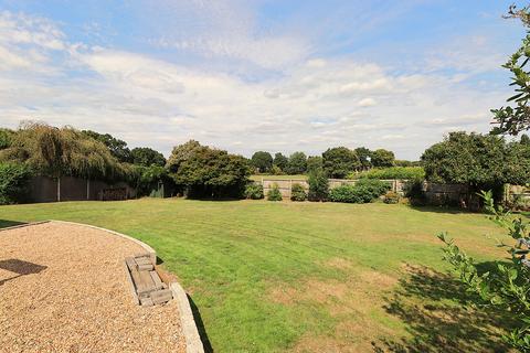 3 bedroom semi-detached house for sale, Cripley Road, Farnborough GU14