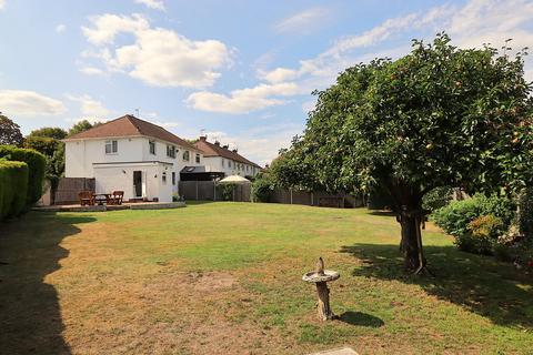 3 bedroom semi-detached house for sale, Cripley Road, Farnborough GU14