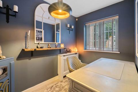 4 bedroom detached house for sale, Wallfields Close, Derby DE65