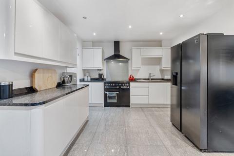 4 bedroom detached house for sale, Wallfields Close, Derby DE65