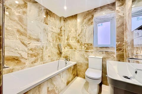 5 bedroom detached house for sale, Viking Way, Sevenoaks TN15