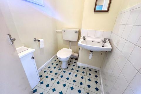 2 bedroom terraced house for sale, Cypress Gardens, Killingworth, Newcastle upon Tyne, Tyne and Wear, NE12 6SL