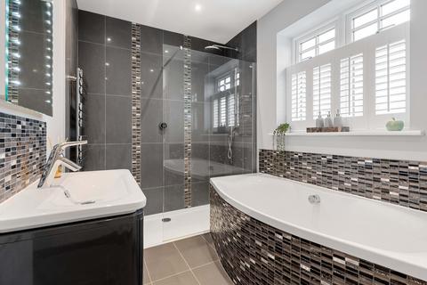 5 bedroom detached house for sale, Kelvedon Road, Colchester, CO6