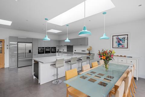 5 bedroom detached house for sale, Kelvedon Road, Colchester, CO6