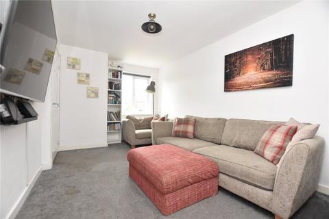 8 Bedale Drive, Morley, Leeds, LS27 8YF