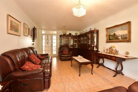 undefined, Buckingham Close, Emerson Park, Essex